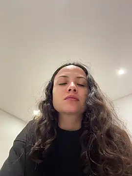 Megan Rodrigo online show from June 2026 04:45:01 AM