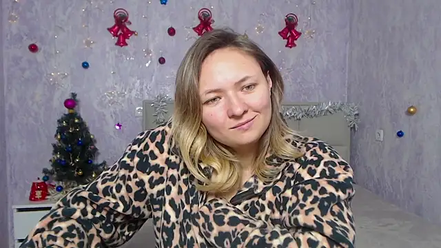 Snapshot of SallyVerda chatting on January 2025 09:58:02 AM SallyVerda online show from January 2025 09:58:02 AM