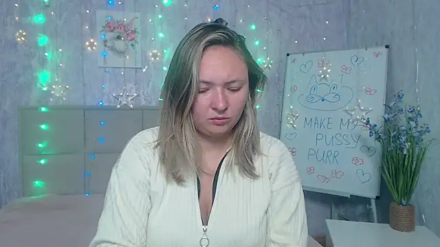 Snapshot of SallyVerda chatting on October 2025 05:39:01 AM SallyVerda online show from October 2025 05:39:01 AM