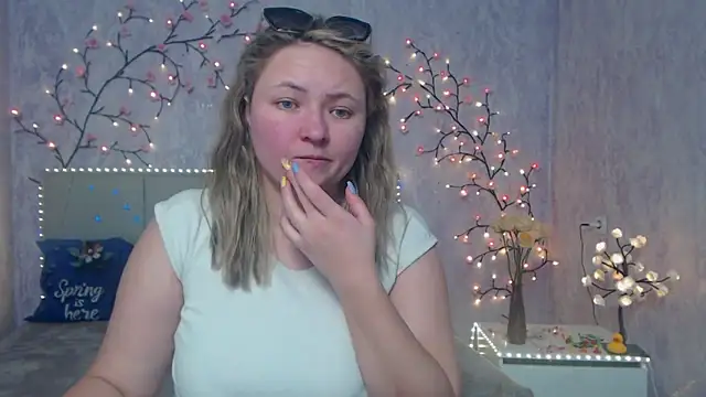 SallyVerda online show from May 2026 06:15:02 PM