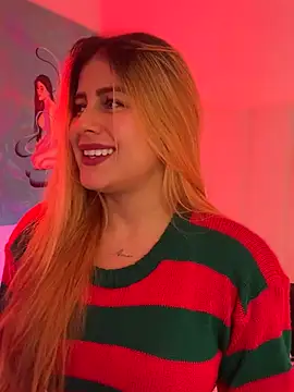 Amber Martins  online show from October 2025 01:28:01 AM