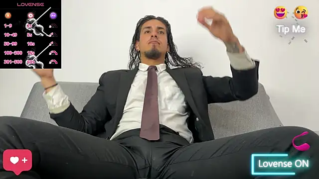 Snapshot of Tom_blunt96 chatting on October 2025 06:09:02 PM Tom blunt96 online show from October 2025 06:09:02 PM