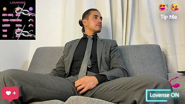 Tom blunt96 online show from February 2026 05:11:02 AM