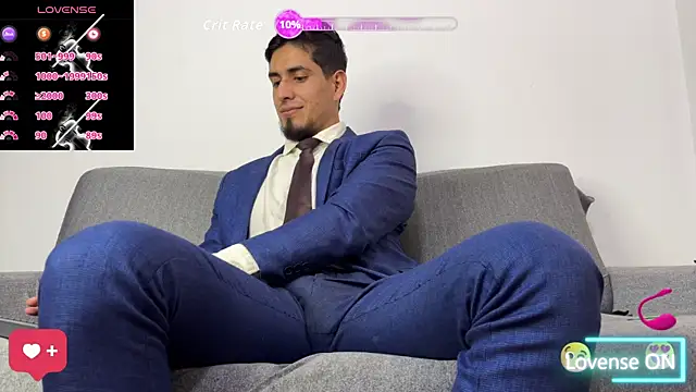 Snapshot of Tom_blunt96 chatting on April 2026 04:30:01 PM Tom blunt96 online show from April 2026 04:30:01 PM