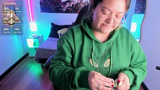 lucky-leah online show from November 2025 04:17:02 AM