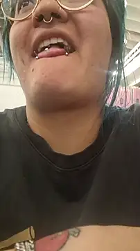 lucky-leah online show from June 2026 03:48:02 AM