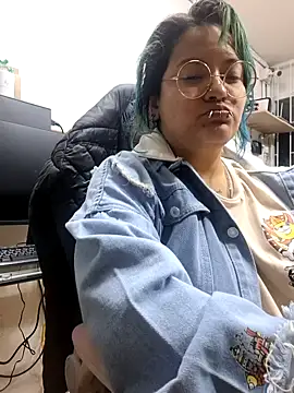 lucky-leah online show from June 2026 03:53:02 AM