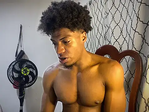 andrews2399 online show from September 2025 04:28:02 PM