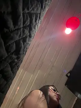 Snapshot of Kayla_foxxy chatting on February 2026 12:51:01 AM Kayla foxxy online show from February 2026 12:51:01 AM