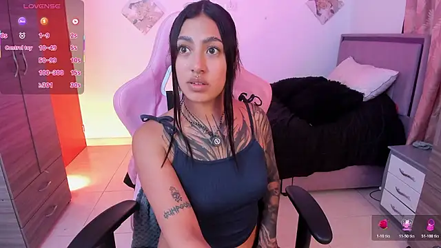 Snapshot of Kayla_foxxy chatting on February 2026 11:49:01 PM Kayla foxxy online show from February 2026 11:49:01 PM