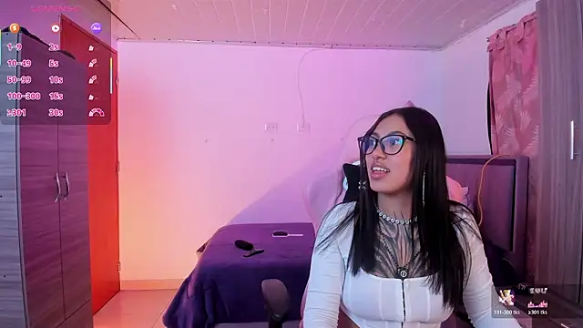 Snapshot of Kayla_foxxy chatting on March 2026 12:03:02 AM Kayla foxxy online show from March 2026 12:03:02 AM