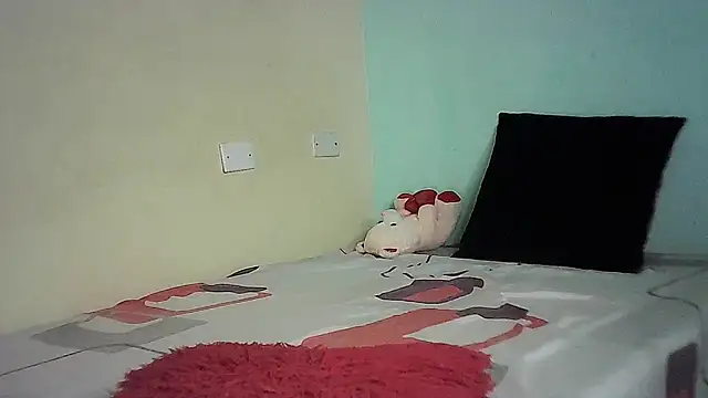 Snapshot of JuliaMack chatting on December 2024 05:57:02 AM JuliaMack online show from December 2024 05:57:02 AM