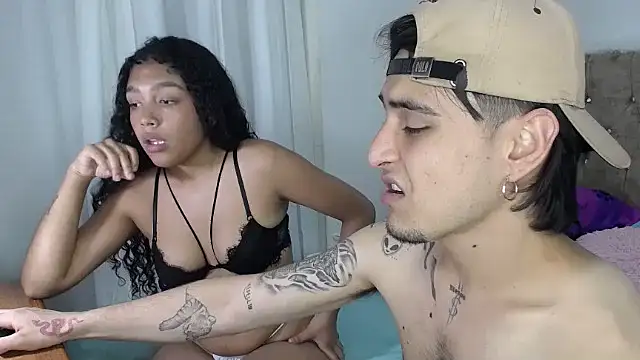 Snapshot of Amanda_Jampiher chatting on December 2024 03:51:02 AM Amanda Jampiher online show from December 2024 03:51:02 AM