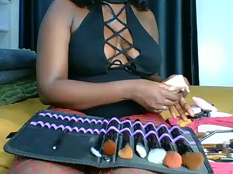 Switmelanin online show from May 2026 07:21:01 PM