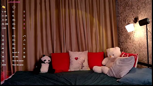 FreyaRaya online show from May 2026 03:37:02 AM