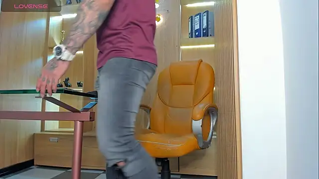 George Diesell online show from November 2025 08:32:01 PM