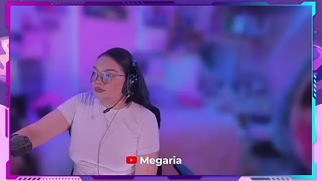 Snapshot of MegariaB chatting on February 2026 04:24:02 AM MegariaB online show from February 2026 04:24:02 AM