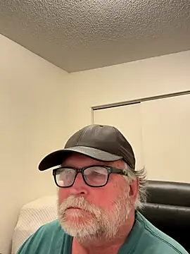 Snapshot of Drummajor chatting on November 2025 01:39:02 AM Drummajor online show from November 2025 01:39:02 AM