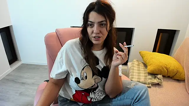 Dyana Kaylinn online show from October 2025 03:17:01 AM