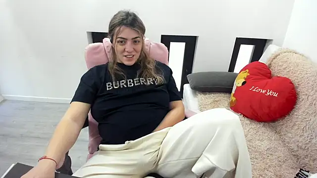 Snapshot of Dyana_Kaylinn chatting on March 2026 05:22:01 AM Dyana Kaylinn online show from March 2026 05:22:01 AM