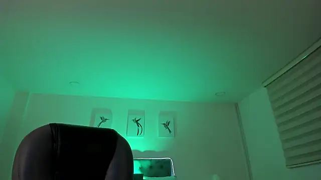  Natalie18 online show from October 2025 03:56:01 AM