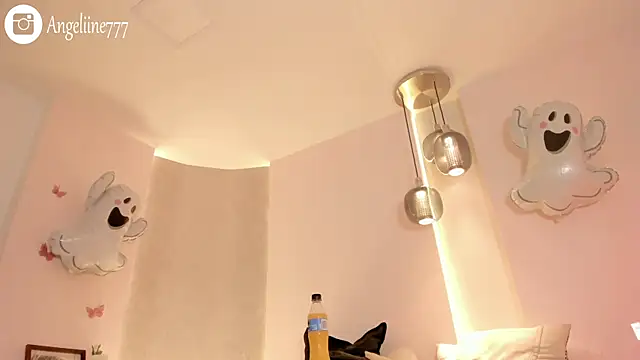 angeline-777 online show from October 2025 01:13:01 PM