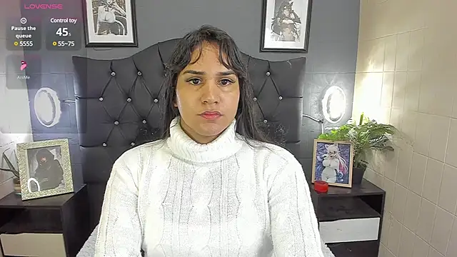 Snapshot of Kagome01 chatting on February 2025 12:39:02 PM Kagome01 online show from February 2025 12:39:02 PM