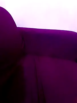 Snapshot of Incognito_couple_in_mask chatting on February 2025 10:58:01 PM Incognito couple in mask online show from February 2025 10:58:01 PM