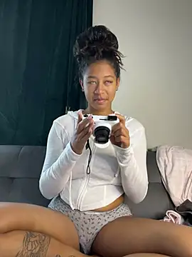 VanessaBling online show from January 2025 03:47:01 PM