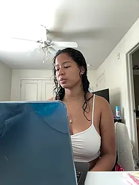 VanessaBling online show from June 2026 02:43:01 PM