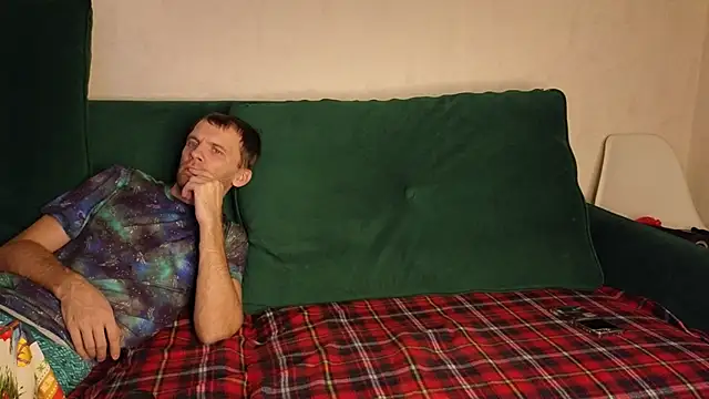 Snapshot of FoxLoveBasik chatting on February 2025 03:52:02 PM FoxLoveBasik online show from February 2025 03:52:02 PM