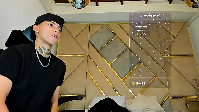 AmberAdams  online show from October 2025 03:21:02 PM