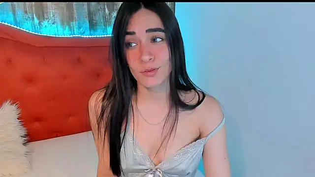 Snapshot of Emma_Sophia2 chatting on January 2025 06:13:01 AM Emma Sophia2 online show from January 2025 06:13:01 AM