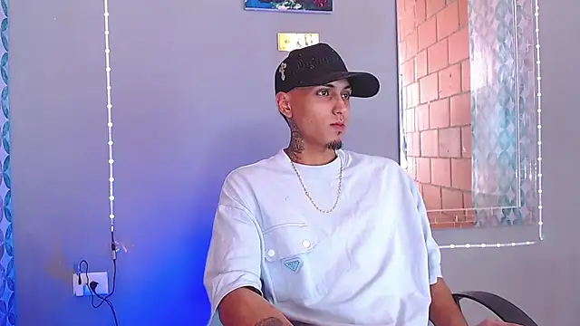 Liam lee online show from June 2026 08:13:02 PM