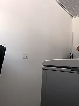 Francesca ferrari online show from November 2025 07:24:02 PM