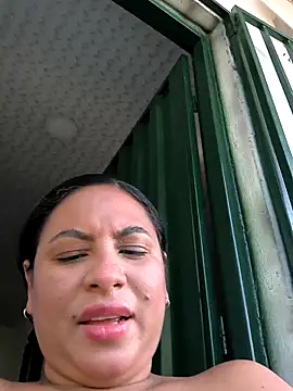 Francesca ferrari online show from May 2026 09:42:01 PM