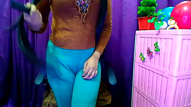 Snapshot of Kashish_11 chatting on December 2024 10:55:02 AM Kashish 11 online show from December 2024 10:55:02 AM