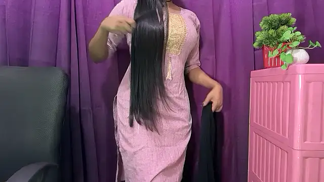 Snapshot of Kashish_11 chatting on December 2025 08:36:02 PM Kashish 11 online show from December 2025 08:36:02 PM