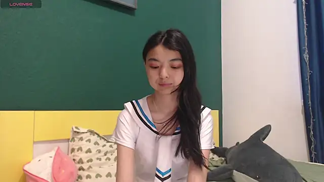 Shy Kira online show from March 2026 10:37:02 AM