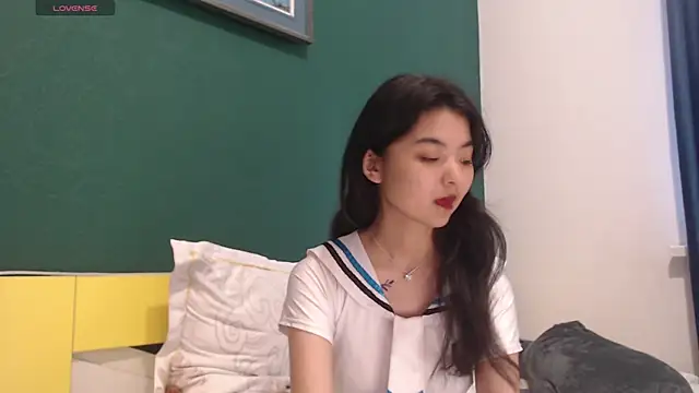 Shy Kira online show from May 2026 08:44:01 AM
