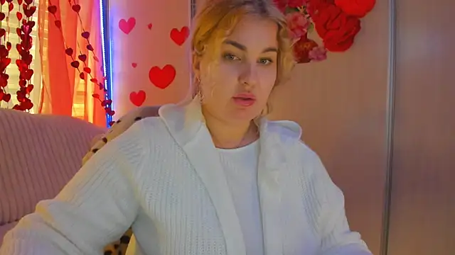 CoraSwon online show from February 2025 01:02:01 PM