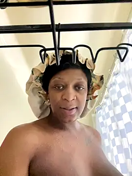 KLoveeee online show from December 2025 07:29:02 PM