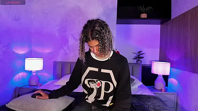 Maxim-Walker online show from February 2025 03:02:02 AM