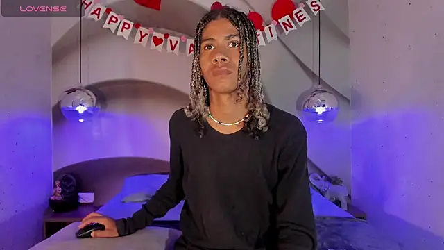 Maxim-Walker online show from February 2025 02:51:02 AM