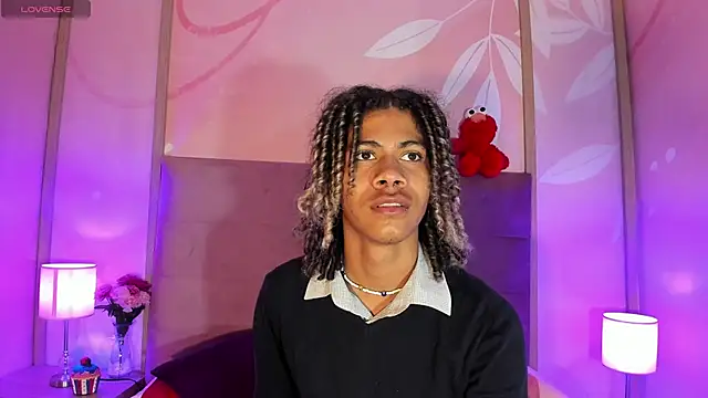 Maxim-Walker online show from March 2025 03:11:02 AM