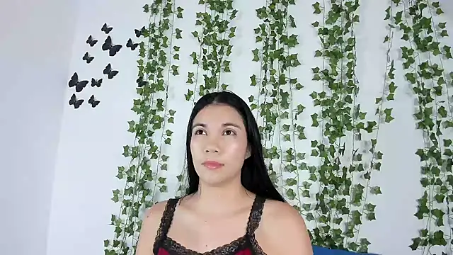 Snapshot of Emiily_Parkerr chatting on February 2026 03:02:02 AM Emiily Parkerr online show from February 2026 03:02:02 AM