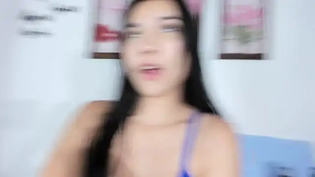 Snapshot of Emiily_Parkerr chatting on March 2026 11:11:02 PM Emiily Parkerr online show from March 2026 11:11:02 PM