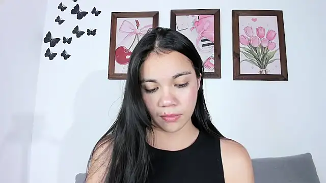 Snapshot of Emiily_Parkerr chatting on March 2026 11:10:02 PM Emiily Parkerr online show from March 2026 11:10:02 PM