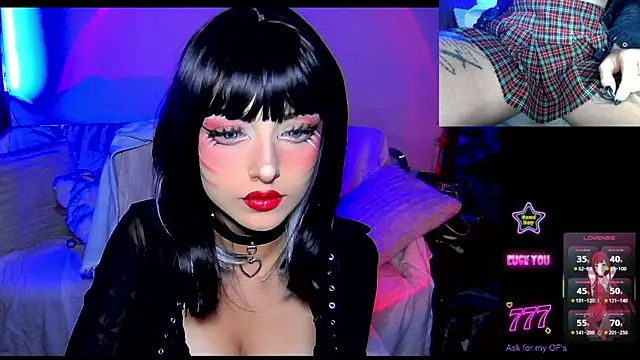 HollyDominic online show from March 2026 06:13:02 PM