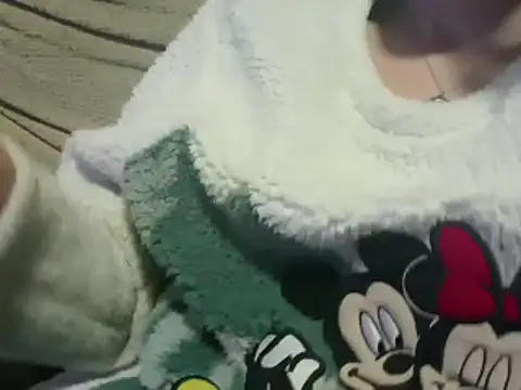 Snapshot of ForeversweetXX chatting on December 2024 10:57:02 PM ForeversweetXX online show from December 2024 10:57:02 PM